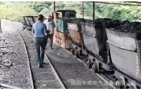 蓄电池防爆电机车运行前要做什么检查？