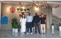 海外煤矿客户到访湘潭矿用电机车厂家开展实地考察